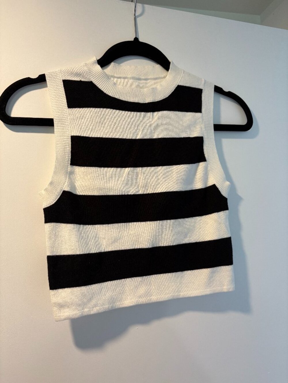 Black White Striped Sweater Knit Crop Tank Mock Neck Size S